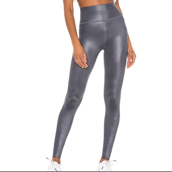 ALO Yoga Pants - Alo Yoga Anthracite High Rise leggings